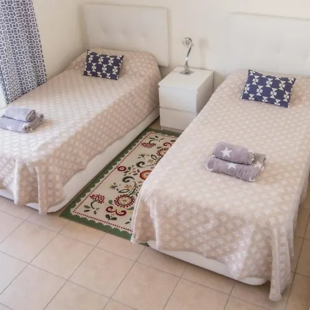 Apartment Townhouse Oasis Fanabe With 3 Bedrooms And Ac, Mir150 *