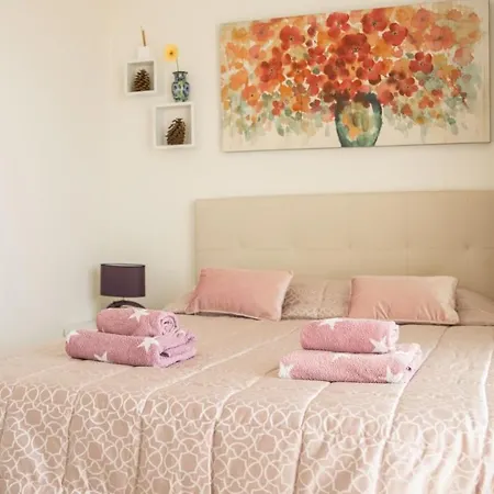 Townhouse Oasis Fanabe With 3 Bedrooms And Ac, Mir150 Apartment