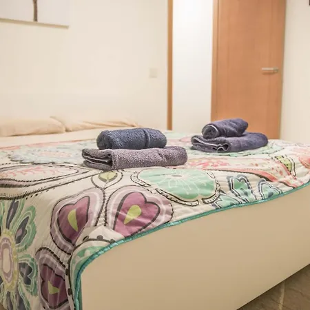 Townhouse Oasis Fanabe With 3 Bedrooms And Ac, Mir150 * アデヘ